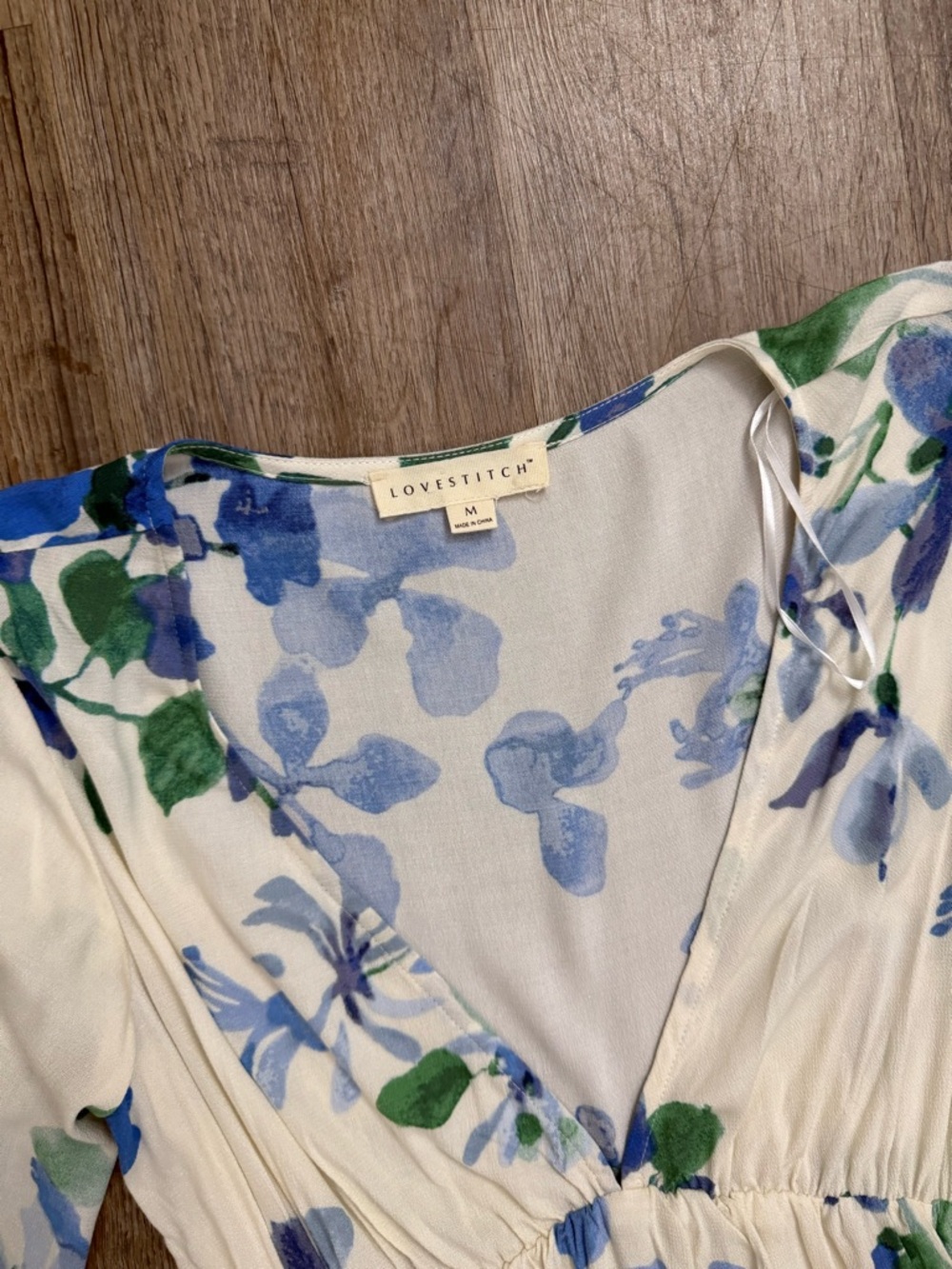 Lovestitch • Blue Hawaiian Resort Dress - Picture 4 of 12